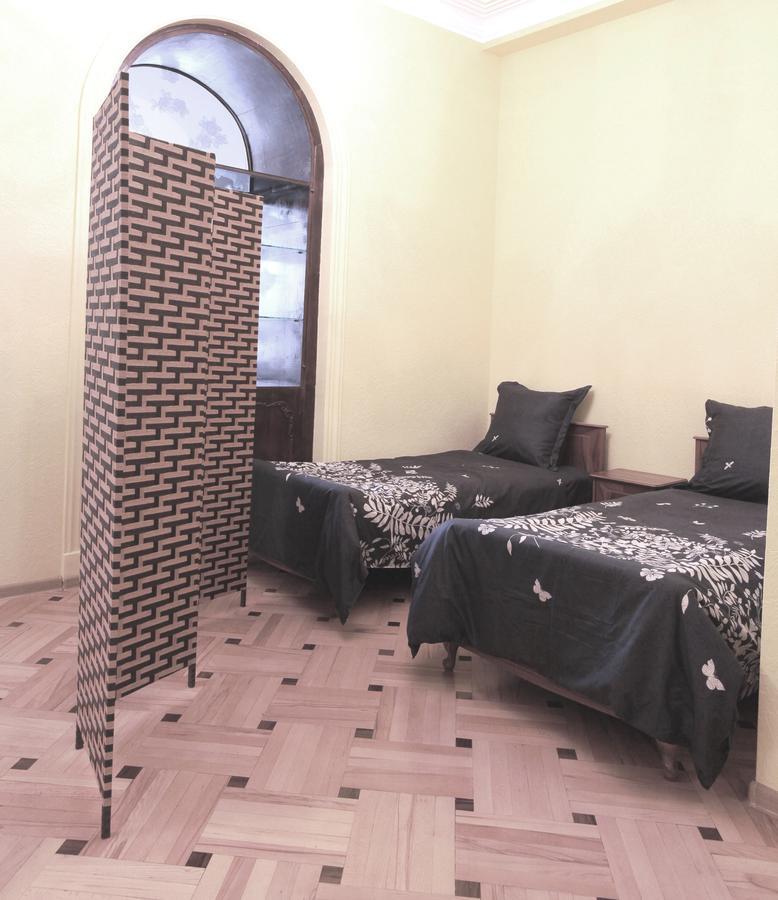 Apartment At Stalin House Тбилиси Екстериор снимка